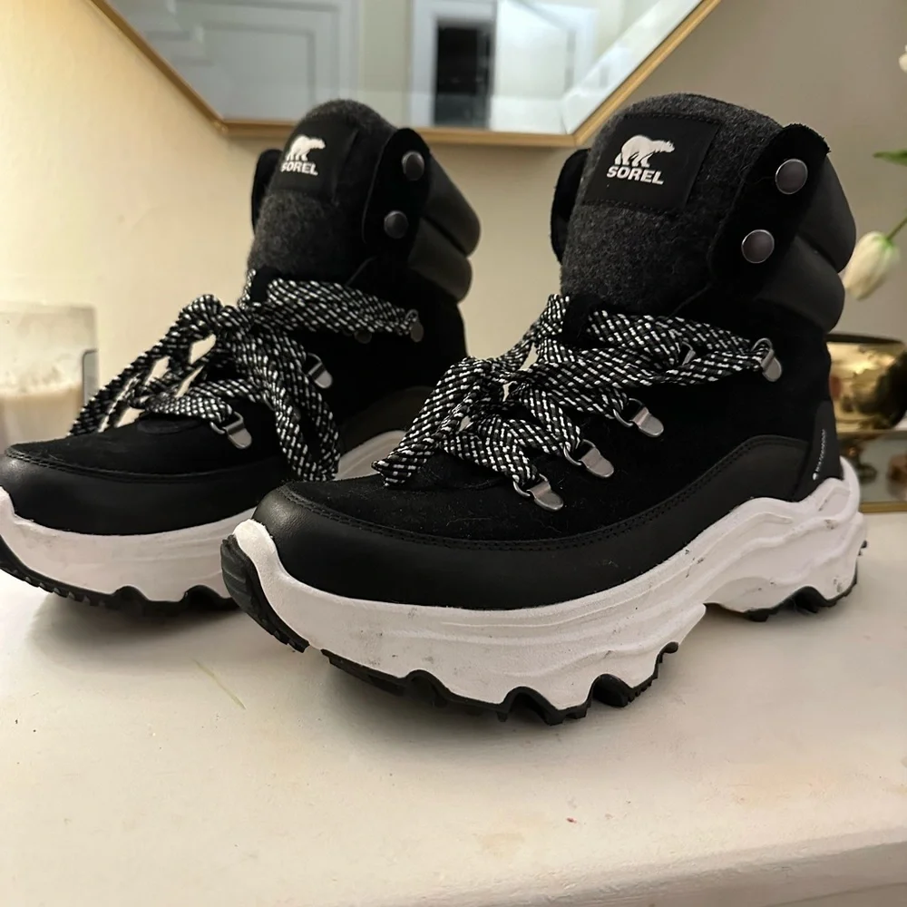 Sorel Sneaker Boot - Picture 2 of 3